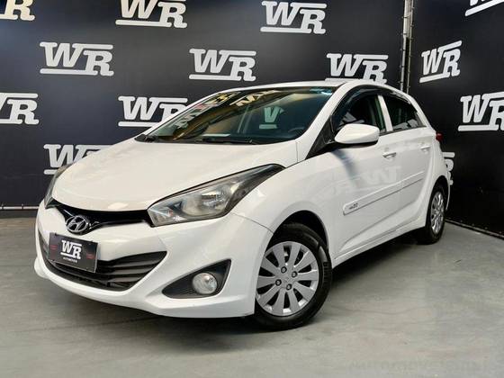 HYUNDAI HB20 1.0 COMFORT PLUS 12V FLEX 4P MANUAL